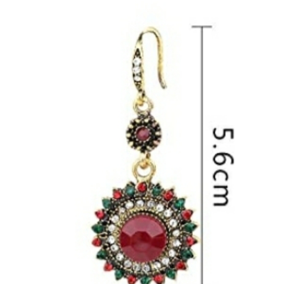 NWT statement earings 🍓 - Picture 4 of 4